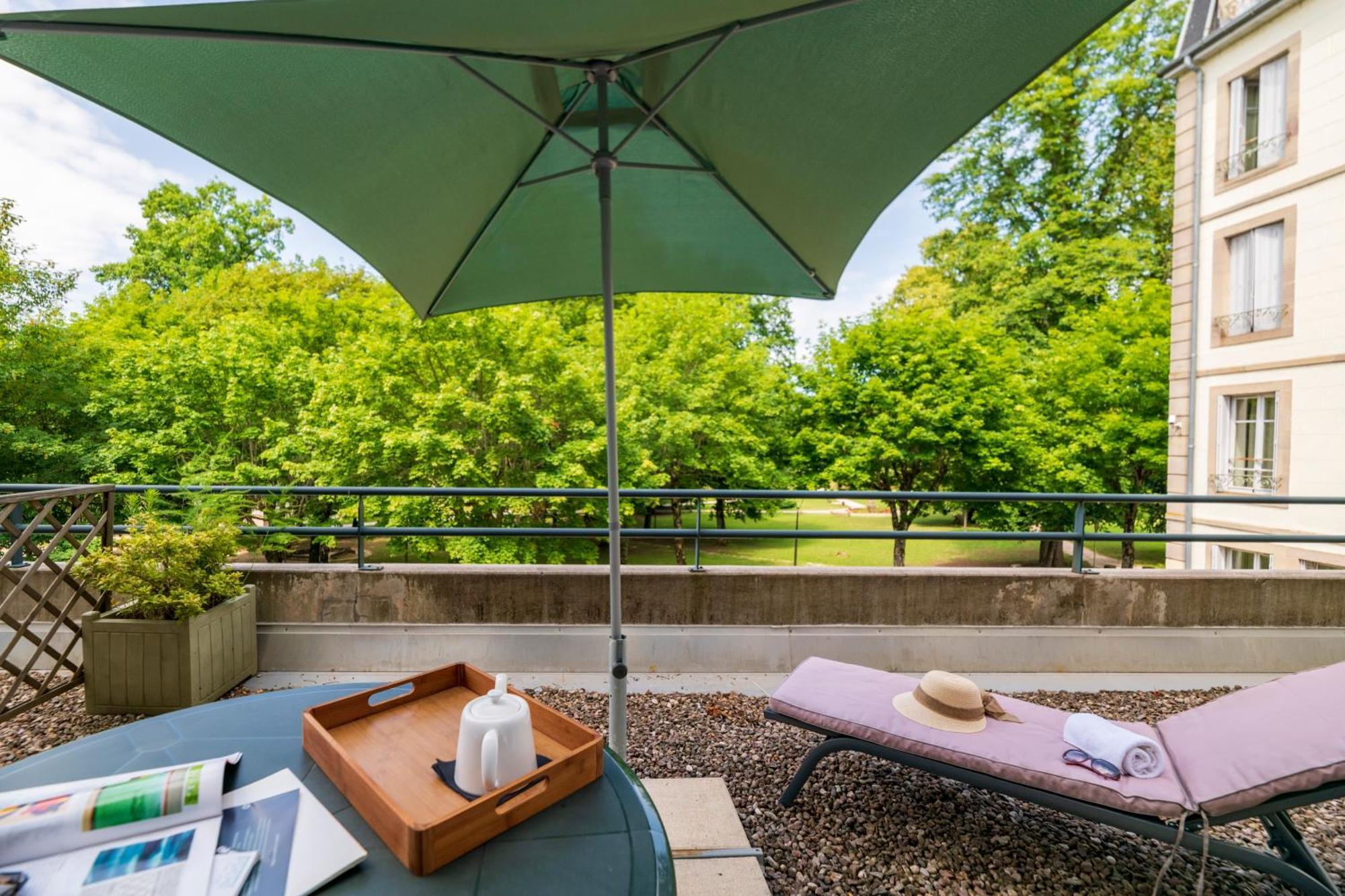 Hotel Cerise - Les Sources Luxeuil-Les-Bains Exterior foto