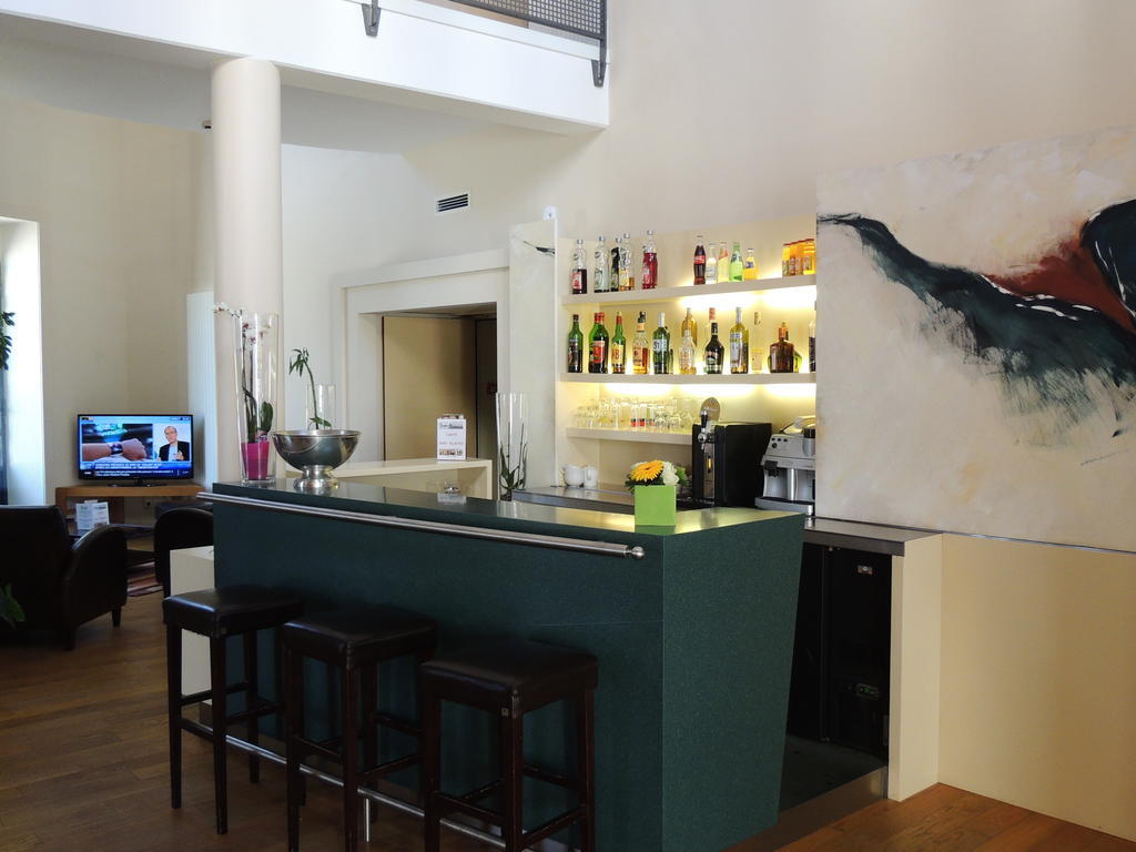 Hotel Cerise - Les Sources Luxeuil-Les-Bains Exterior foto